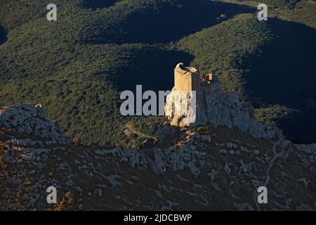 France Aude Cucugnan le donjon du château de Quéribus (vue aérienne) Banque D'Images