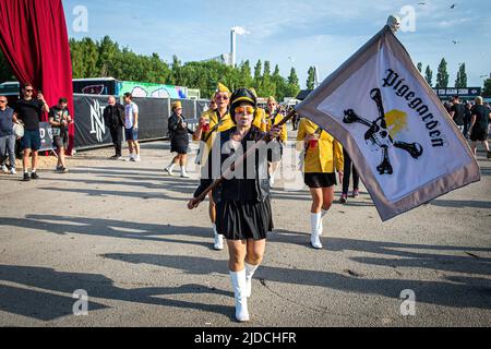 Copenhague, Danemark. 18th, juin 2022. L'atmosphère est excellente parmi les amateurs de festival au célèbre festival danois de métaux lourds Copenhague 2022. (Crédit photo: Gonzales photo - Sebastian Dammark) Banque D'Images