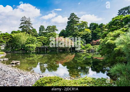 Kyoto, Japon, Asie - 3 septembre 2019 : Oikeniwa dans le jardin du Palais Impérial Banque D'Images