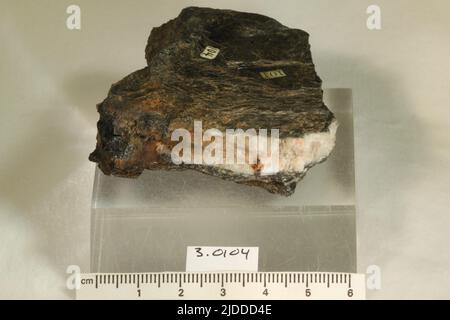 Yttrotantalite-(y). Minéraux. Europe; Suède; Ytterby Banque D'Images