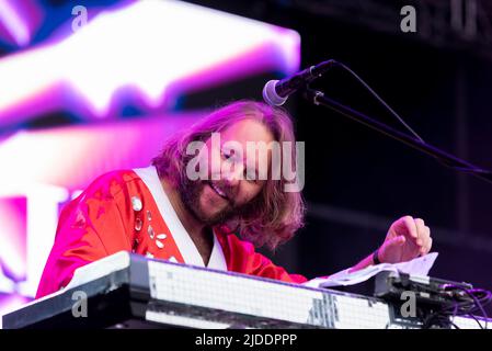 Bjorn encore, ABBA Tribute band, se déroulant au festival pop Fantasia à Promenade Park, Maldon, Essex, Royaume-Uni Banque D'Images