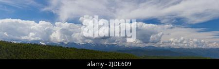 Montagnes de l'Altaï. Beau paysage de montagne. La Russie. La Sibérie Banque D'Images