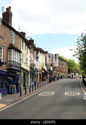 Vue sur Tontine Hill, Ironbridge, Telford, Shropshire, Angleterre, ROYAUME-UNI. Banque D'Images