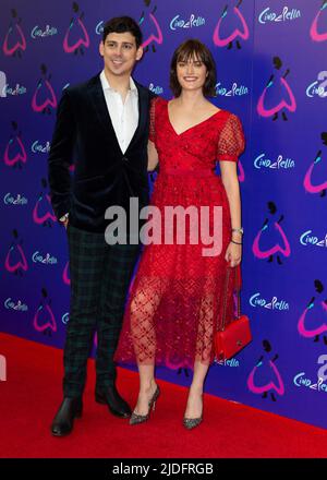 Soirée de presse de gala 'Cendrillon' d'Andrew Lloyd Webber au Gillian Lynne Theatre - arrivées avec : Sam Rollinson, Matt Richardson où : Londres, Royaume-Uni quand : 25 août 2021 crédit : Mario Mitsis/WENN Banque D'Images