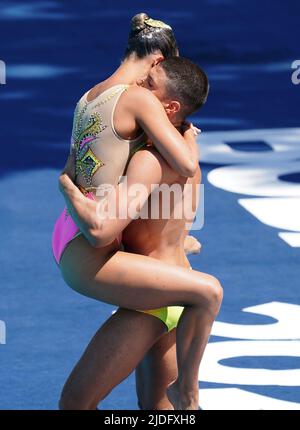 Giogio Minisini et Lucrezia Rugigero (ITA) en finale mixte duet technique artistique natation pendant les Championnats du monde de la FINA 19th sur 20 juin 2022 au complexe de natation Alfred Hajos à Budapest, Hongrie Credit: SCS/Soenar Chamid/AFLO/Alay Live News Banque D'Images