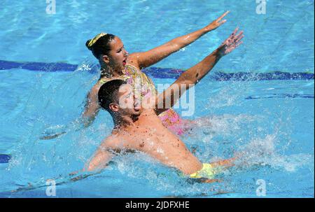 Giogio Minisini et Lucrezia Rugigero (ITA) en finale mixte duet technique artistique natation pendant les Championnats du monde de la FINA 19th sur 20 juin 2022 au complexe de natation Alfred Hajos à Budapest, Hongrie Credit: SCS/Soenar Chamid/AFLO/Alay Live News Banque D'Images