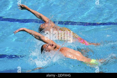 Giogio Minisini et Lucrezia Rugigero (ITA) en finale mixte duet technique artistique natation pendant les Championnats du monde de la FINA 19th sur 20 juin 2022 au complexe de natation Alfred Hajos à Budapest, Hongrie Credit: SCS/Soenar Chamid/AFLO/Alay Live News Banque D'Images