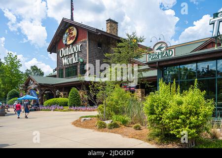 Bass Pro Shops Outdoor World à Leeds, Alabama, juste à l'extérieur de Birmingham. (ÉTATS-UNIS) Banque D'Images