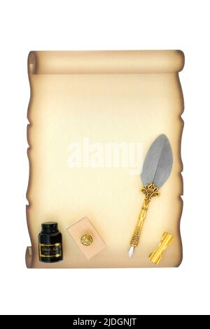 Vieux papier parchemin rouleau et matériel d'écriture plume Quill stylo, bouteille d'encre avec le repos et le buvard sur fond blanc. Style rétro. Banque D'Images