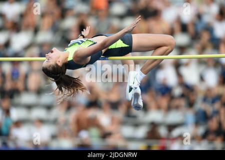 Yaroslava Mahuchikh (UKR) remporte le saut en hauteur féminin à 6-7 (2.01m) lors du Meeting de Paris au stade Charlety, samedi 18 juin 2022, à Paris. (Jiro Mochizuki/image du sport) Banque D'Images