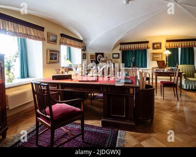 Gatchina, Russie - 15 mai 2022 : bureau de l'empereur Alexandre III sur la mezzanine du Grand Palais de Gatchina. Le palais Gatchina a reçu le ver de l'UNESCO Banque D'Images