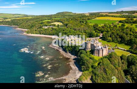Vue aérienne du drone du château de Culzean à Ayrshire, Écosse, Royaume-Uni Banque D'Images
