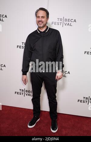 NEW YORK, NY, USA - 11 JUIN 2022 : Thomas Sadoski assiste à la première de '88' au Tribeca Festival au Village East Cinema. Banque D'Images