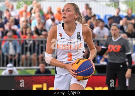 Dutch Loyce Bettonvil photographié lors d'un match de basket-ball 3x3 entre Israël et les pays-Bas, dans le cadre du tournoi de qualification des femmes à la coupe du monde FIBA 2022, le mardi 21 juin 2022, à Anvers. La coupe du monde 2022 de la FIBA 3x3 basket se déroule du 21 au 26 juin à Anvers. BELGA PHOTO DIRK WAEM Banque D'Images