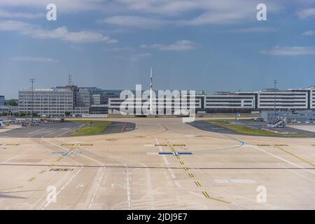 TREMBLAY-en-FRANCE, FRANCE - 20 JUIN 2022 : le siège social de la compagnie aérienne française Air France AF est situé sur le terrain de Roissy Banque D'Images