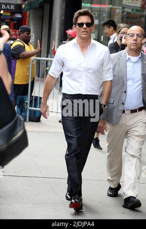 New York, NY, États-Unis. 21st juin 2022. James Marsden vu après une apparition sur Good Morning America faisant la promotion de la nouvelle saison de Westworld sur 21 juin 2022 à New York. Crédit : RW/Media Punch/Alamy Live News Banque D'Images