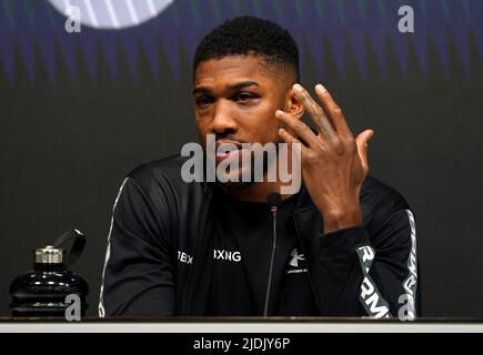 Photo du dossier datée du 25-09-2021 d'Anthony Joshua. Anthony Joshua est déterminé à écrire un nouveau chapitre dans l’histoire du « roi du retour » en remportant ses titres WBA, IBF et WBO de poids lourds d’Oleksandr Usyk. Date de publication : mardi 21 juin 2022. Banque D'Images