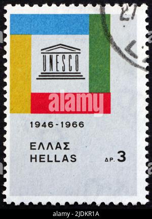 GRÈCE - VERS 1966 : un timbre imprimé en Grèce montre l'emblème de l'UNESCO, 20th anniversaire de l'UNESCO, vers 1966 Banque D'Images