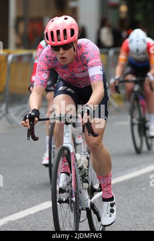 Tanja Erath d'Allemagne de l'équipe EF Education TIBCO SVB dans la RideLondon Classique 2022 Banque D'Images