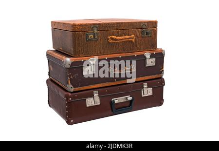 Pile de vieilles valises en cuir vintage isolées sur blanc Banque D'Images