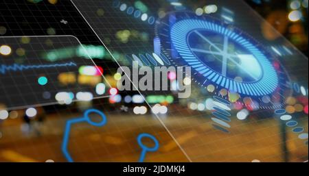 Image du traitement des données dans un paysage urbain de nuit flou Banque D'Images