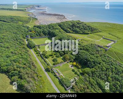 Jardin clos, château de Dunraven, parc de Dunraven, Southerdown. Merci de bien vouloir nous faire savoir : Phillip Roberts Banque D'Images