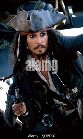 JOHNNY DEPP, PIRATES DES CARAÏBES : DEAD MAN'S CHEST, 2006 Banque D'Images