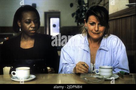 JEAN-BAPTISTE,BLETHYN, secrets et mensonges, 1996 Banque D'Images