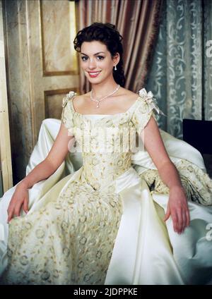 ANNE HATHAWAY, LES JOURNAUX DE LA PRINCESSE 2 : ENGAGEMENT ROYAL, 2004, Banque D'Images