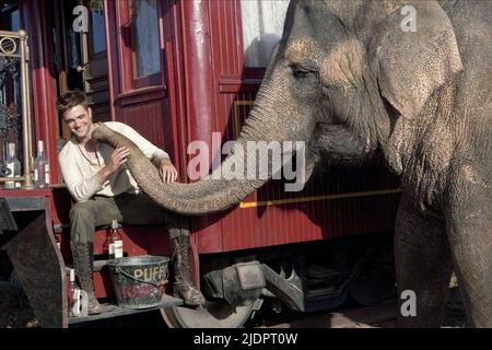 ROBERT PATTINSON, EAU POUR LES ÉLÉPHANTS, 2011, Banque D'Images