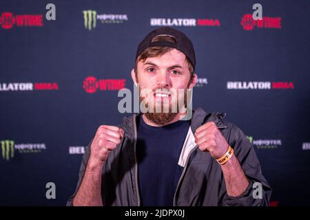 Uncasville, CT, Uncasville, CT, États-Unis. 22nd juin 2022. Uncasville, CT - JUIN 22: Magomed Magomedov s'adresse à la presse avant son combat au Bellator 282 on 24 juin 2022 au Mohegan Sun Casino à Uncasville, CT, États-Unis. (Credit image: © Matt Davies/PX Imagens via ZUMA Press Wire) Credit: ZUMA Press, Inc./Alamy Live News Banque D'Images