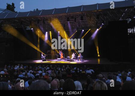 Vérone, Italie. 22nd juin 2022. Paolo Fresu pendant PAOLO FRESU - FERLINGHETTI, concert de musique de chanteur italien à Vérone, Italie, 22 juin 2022 crédit: Agence de photo indépendante/Alamy Live News Banque D'Images