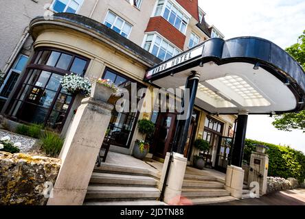 Eastbourne, East Sussex, Royaume-Uni. 23rd juin 2022. Numéro mondial 15 Diego Schwartzman argentin et Pedro Martinez espagnol sont victimes de vols dans leurs chambres à l'Hydro Hotel Eastbourne, alors qu'ils participent au tournoi de tennis Rothesay International Eastbourne. Il est signalé qu'une montre Rolex et des documents de voyage ont été pris. La police de Sussex enquête sur l'affaire Credit: Newspasics UK South/Alay Live News Banque D'Images