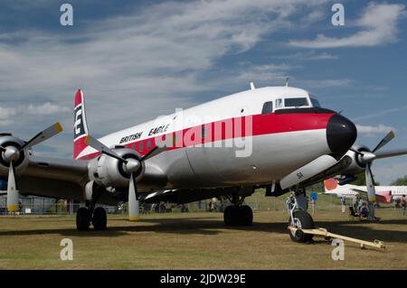 Douglas DC 6A G-APSA, aéroport de Coventry, Banque D'Images