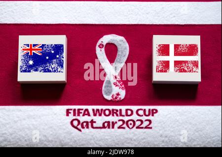 DOHA, QATAR, 3. JUILLET: Groupe D: Australie contre Danemark, stade Al Janoub, Al Wakrah, coupe du monde de la FIFA au Qatar 2022, match de football avec drapeaux nationaux, b Banque D'Images