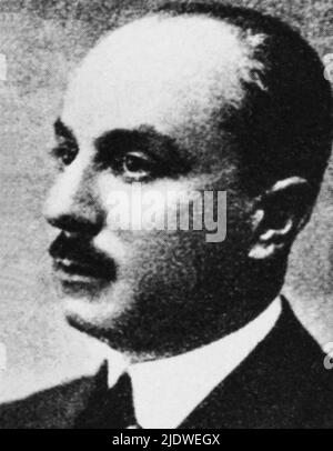 Années 1920 , Roma , ITALIE :le fasciste CESARE ROSSI ( 1887 - 1967 ) , L'un des premiers accusateurs de Duce et Giovanni Marinelli pour l'assassinat du socialiste italien GIACOMO MATTEOTTI le 10 juin 1924 - SOCIALISMO - PARTITO SOCIALISTA - SOCIALISME - POLITICO - portrait - ritratto - FASCISMO - vittima del nazi-fasciste - RAPITO - RAPIMENTO - fasciste - fascisme - fascisme - fascisme Escadron - escadron --- Archivio GBB Banque D'Images