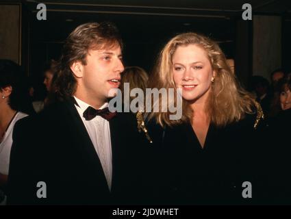 Kathleen Turner et Jay Weiss Circa années 1980 crédit: Ralph Dominguez/MediaPunch Banque D'Images