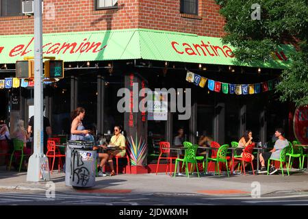 El Camion Cantina, 194 Avenue A, New York, NYC photo d'un restaurant mexicain dans le quartier East Village de Manhattan. Banque D'Images