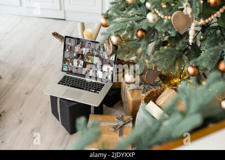 Écran d'événement en ligne de la vidéo conférence virtuelle sur le dîner de dégustation de vin Banque D'Images