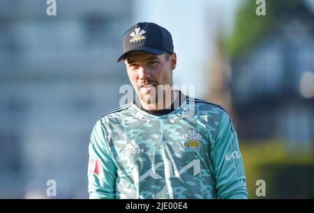 Hove Royaume-Uni 23rd juin 2022 - Rory Burns de Surrey lors du match de Blast Vitality de T20 entre Sussex Sharks et Surrey, au 1st Central County Ground Hove . : Crédit Simon Dack / Alamy Live News Banque D'Images