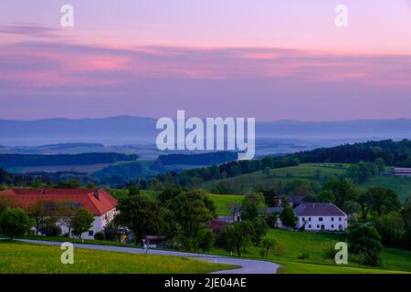 Sunrise Ahornleiten, près de St. Georgen an der Leys, Texingtal, Mostviertel, Basse-Autriche, Autriche Banque D'Images