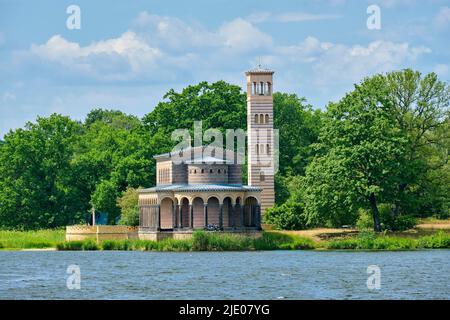 Église du Sauveur au port de Sacrow sur la Havel, Potsdam, Brandebourg, Allemagne Banque D'Images