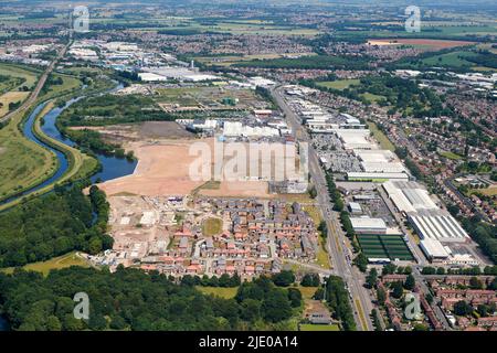 Une vue aérienne de New Housing sur Wheatley Hall Road, City of Doncaster, South Yorkshire, Northern England, Royaume-Uni Banque D'Images