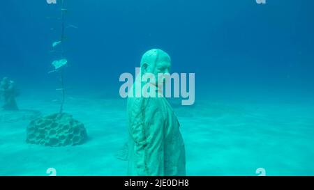 Mer Méditerranée, Chypre. 24th juin 2022. Musée de Sculpture sous-marine Ayia Napa (MUSAN). Artiste sculpteur Jason deCaires Taylor. Mer Méditerranée, Ayia Napa, Chypre (Credit image: © Andrey Nekrasov/ZUMA Press Wire) Banque D'Images