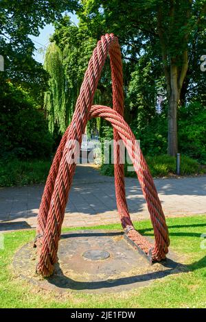 La technologie 'ARCH', une sculpture par Axel Wolkenhauer. Granby Row, Manchester, Angleterre, RU Banque D'Images