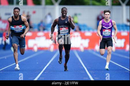 Dwain Chambers dans les 100m Heats hommes pendant le premier jour des Championnats d'athlétisme Muller au Royaume-Uni qui se sont tenus à l'arène régionale de Manchester. Date de la photo: Vendredi 24 juin 2022. Banque D'Images