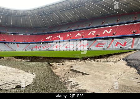 Munich, Allemagne. 22nd juin 2022. Allianz Arena de Munich est en cours de reconstruction, chantier, travaux de construction. Football 1st Bundesliga, saison 2022/2023. Credit: dpa/Alay Live News Banque D'Images