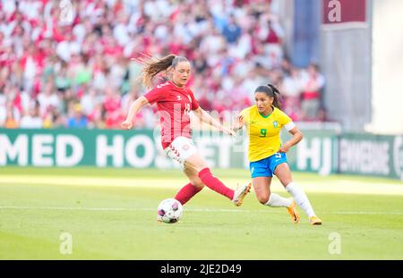 Stade Parken, Copenhague, Danemark. 24th juin 2022. Pre Women's EURO 2022 friendly au Parken Stadium, Copenhague, Danemark. Ulrik Pedersen/CSM/Alay Live News Banque D'Images