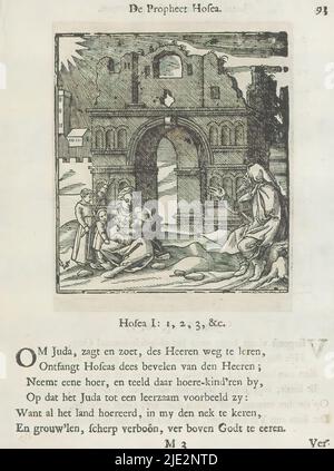 Osée avec sa femme et ses trois enfants, le prophète Osée (titre sur objet), Osée avec l'épouse adultère Gomer qu'il a épousé par ordre de Dieu et par qui il a eu trois enfants. En arrière-plan les ruines d'une porte. Au-dessus de la scène un titre. Au-dessous, il y a six versets et une référence à Hosea 1: 1-3. L'imprimé fait partie d'un album., imprimerie: Christoffel van Sichem (II), (mentionné sur l'objet), imprimerie: Christoffel van Sichem (III), (mentionné sur l'objet), après impression par: Veit Rudolf Specklin, Amsterdam, 1645 - 1646 et/ou 1740, papier, impression typographique, hauteur 96 mm × largeur 86 mm, heig Banque D'Images