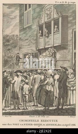 Brûlage de de Post van de Neder-Rhijn sur un échafaudage devant l'hôtel de ville d'Arnhem sur 22 avril 1786, Crimineele Executie aan den Post v.d. Neder-Rhijn te Arnhem, den 22 avril 1786 (titre sur objet), exécution publique en brûlant par un bourreau d'un exemplaire du magazine patriote de Post van den Neder-Rhijn, sur un échafaudage devant l'ancien hôtel de ville d'Arnhem, 22 avril 1786. Action des opposants au magazine condamnant la libération du caporal de Douglas accusé de meurtre, imprimerie: Jan Lucas van der Beek, (mentionné sur l'objet), après dessin de: Jacobus van Meurs, (mentionné sur l'objet), pub Banque D'Images